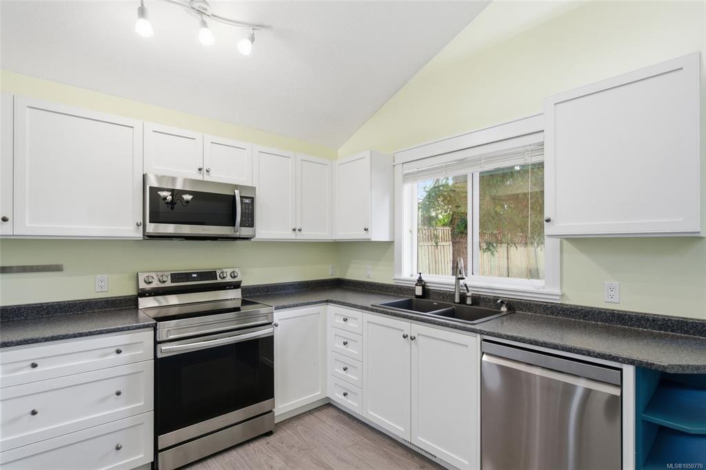 Fifth View of 4310 Ashbury Pl, Nanaimo, BC, V9T 5S3