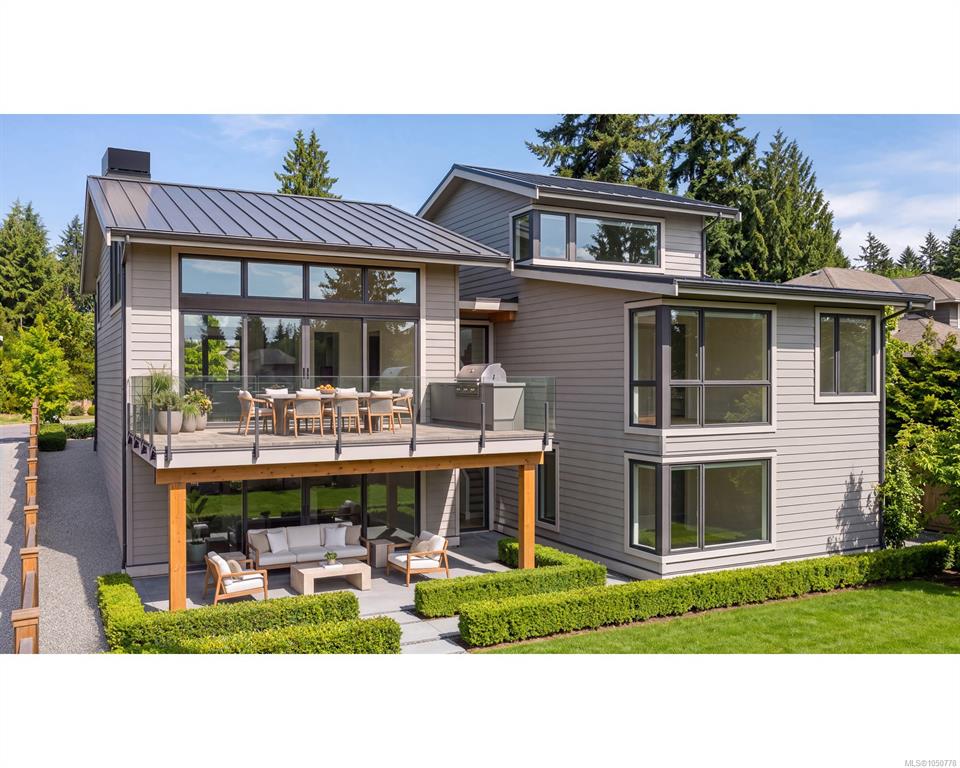 Fourth View of 135 Sunningdale Rd W, Qualicum Beach, BC, V9K 1L1