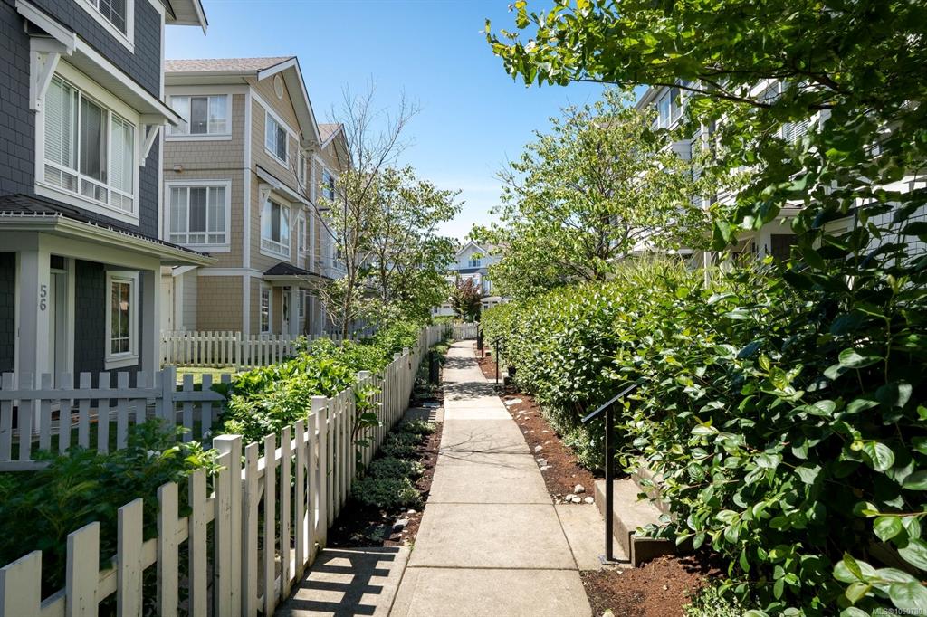 Third View of 370 Latoria Blvd, West Commons, Colwood, BC, V9C 0N9