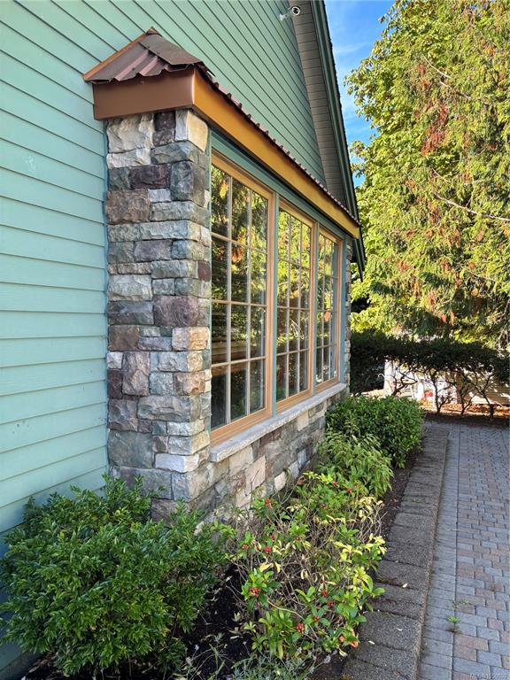 Fifth View of 2638 Blokker Rd, Nanoose Bay, BC, V2S 6X8