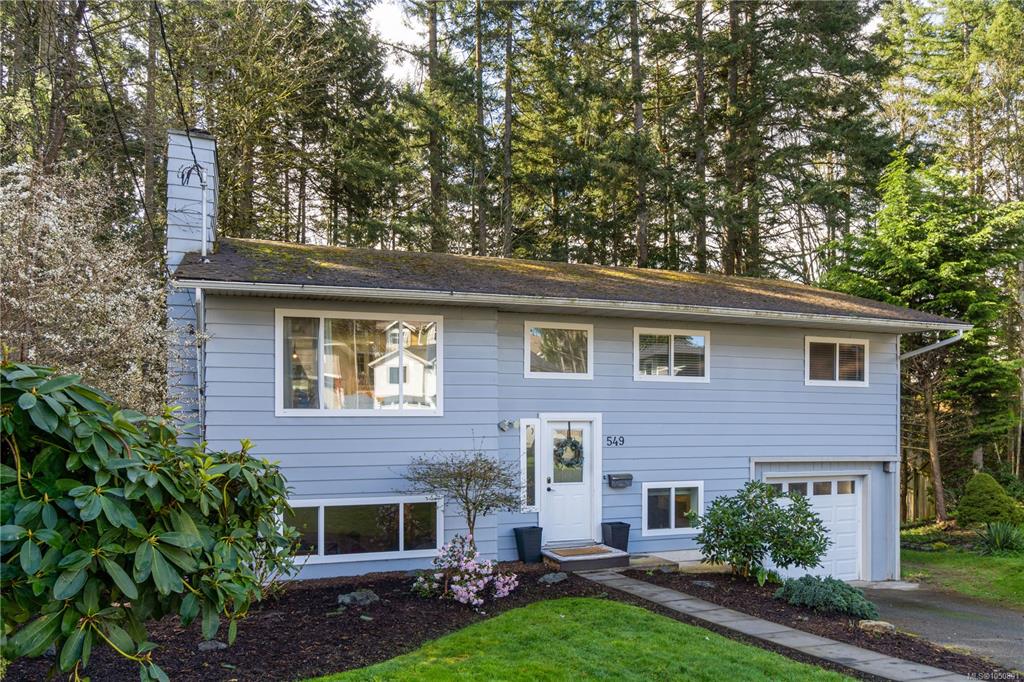 Third View of 549 Doreen Pl, Nanaimo, BC, V9T 4S1