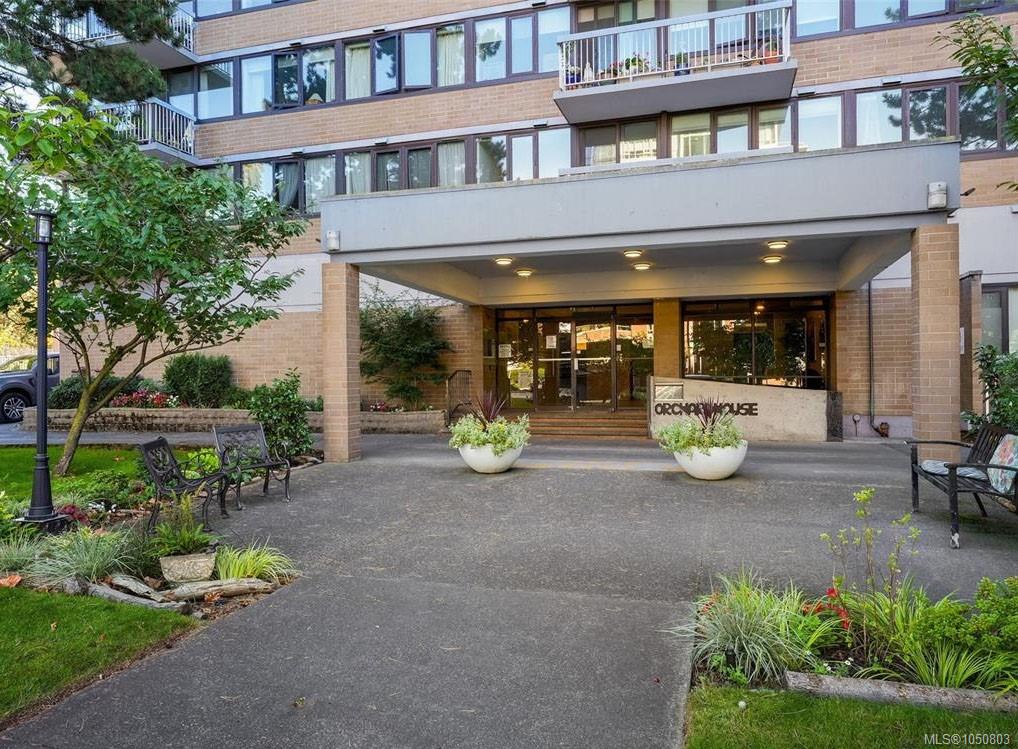 Second View of 647 Michigan St, Victoria, BC, V8V 1S9