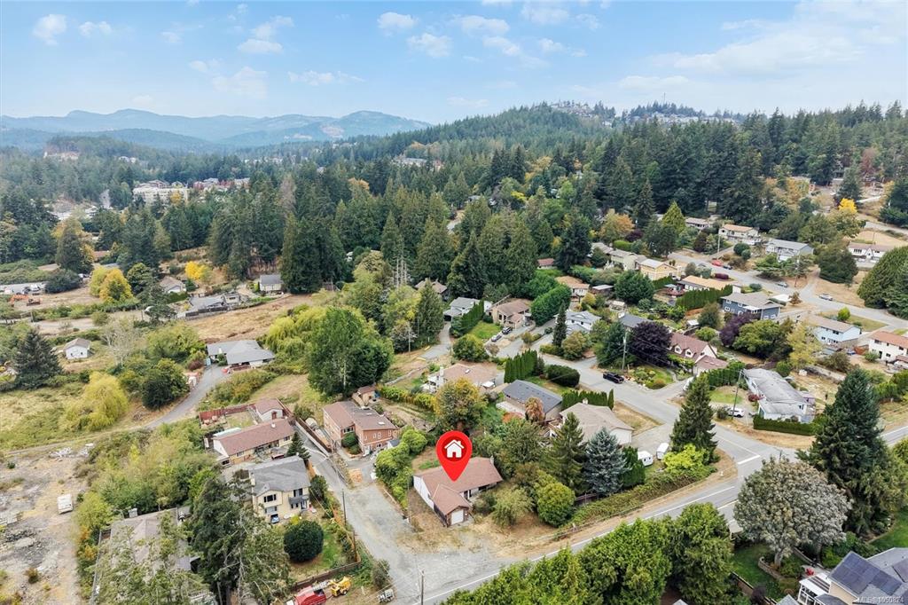 Fifth View of 3572 Wishart Rd, Colwood, BC, V9C 3B4