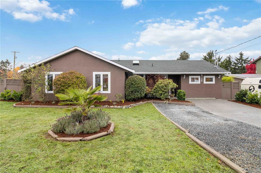 Second View of 6756 Central Saanich Rd, Central Saanich, BC, V8Z 5V2