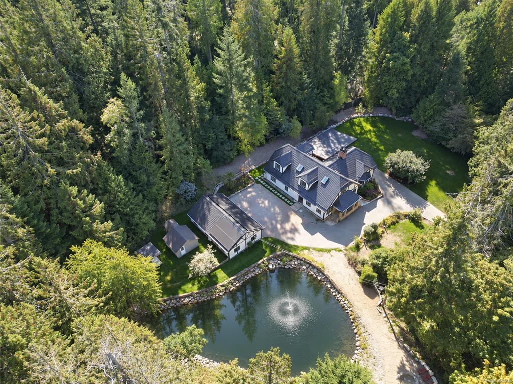 Second View of 8401 Lawrence Rd, Central Saanich, BC, V8M 1S5