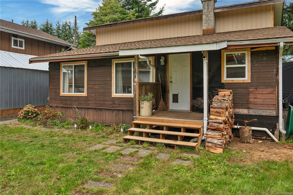 Third View of 2243 Fearon Rd, Campbell River, BC, V9H 1C7