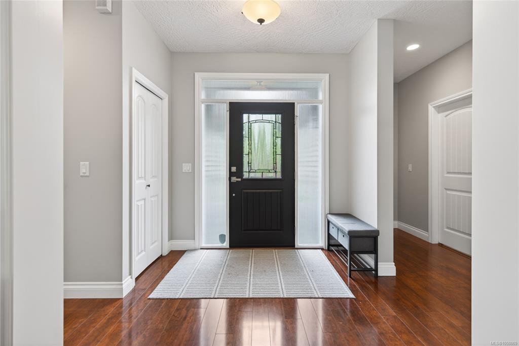 Third View of 2557 Hebrides Cres, Courtenay, BC, V9N 3Z7