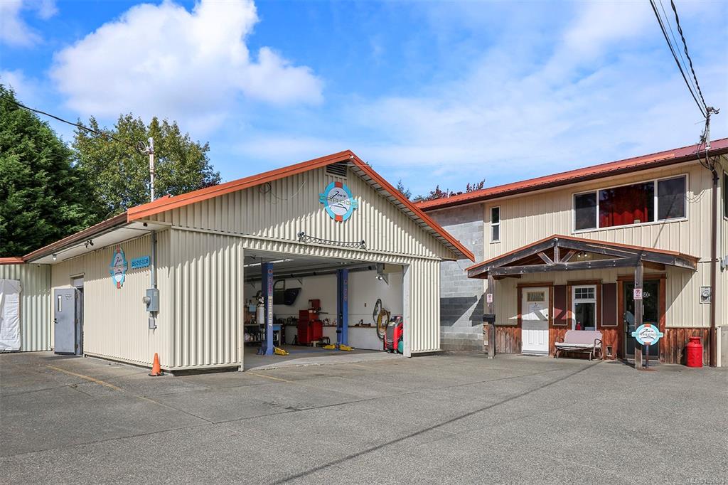 Fourth View of 4660 Western Rd, Courtenay, BC, V9N 3T2