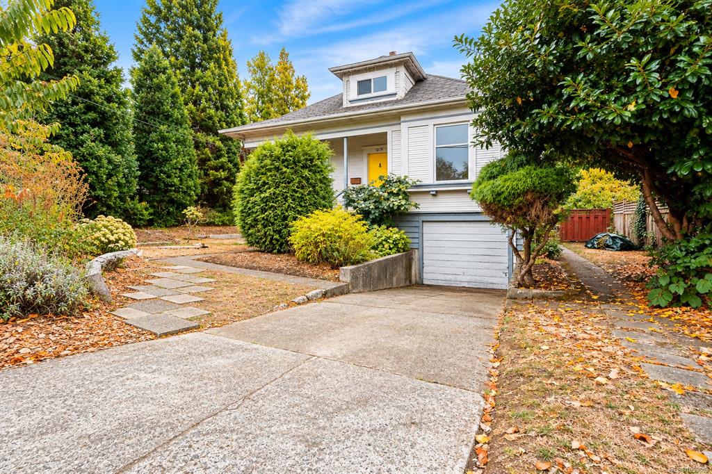 1215 Queens Ave, 1050888, BC,