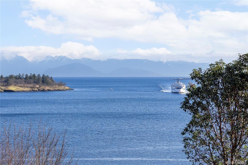 2560 Departure Bay Rd, 1050895, BC,