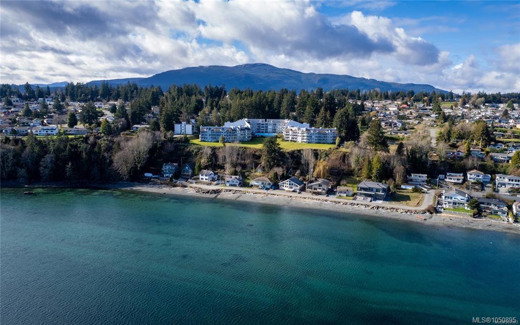 Fourth View of 2560 Departure Bay Rd, SEASCAPE MANOR, Nanaimo, BC, V9S 5P1