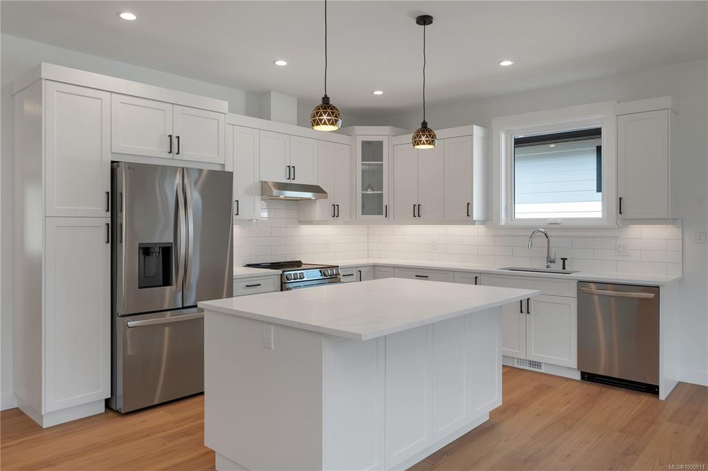 Fourth View of 756 Beaver Creek Blvd, Campbell River, BC, V9H 0G4