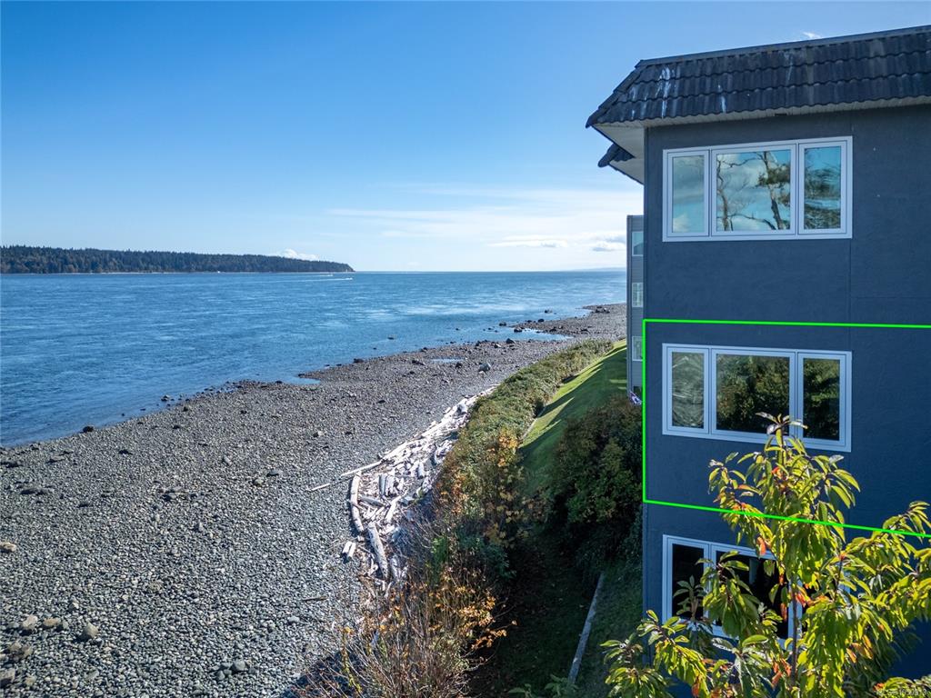 Fourth View of 553 Island Hwy N, Campbell River, BC, V9W 2B9