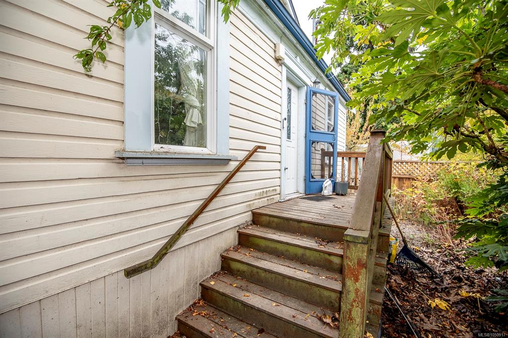 Fourth View of 3814 Rowland Ave, Saanich, BC, V8Z 1X7