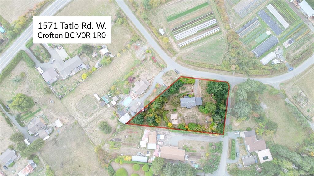 Third View of 1571 Tatlo Rd W, Crofton, BC, V0R 1R0