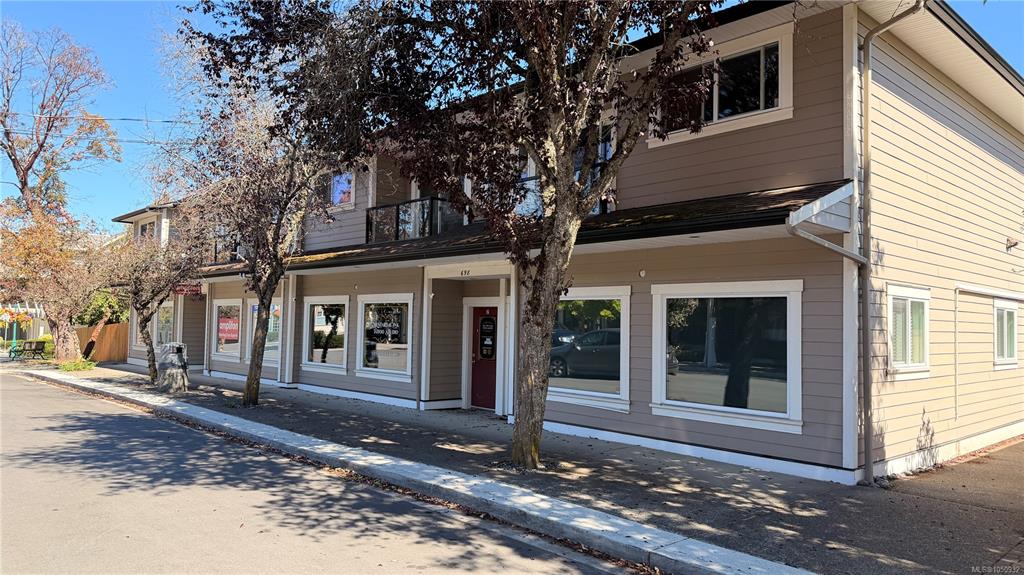 692 Beach Rd, 1050932, BC,