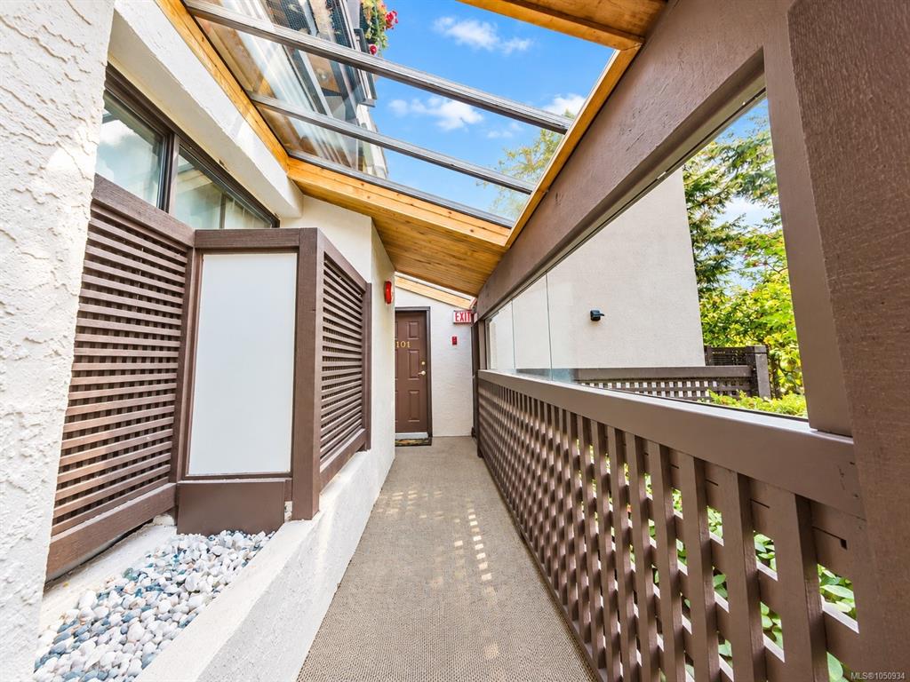 Fifth View of 309 Morison Ave, Azalea Terrace, Parksville, BC, V9P 1M6