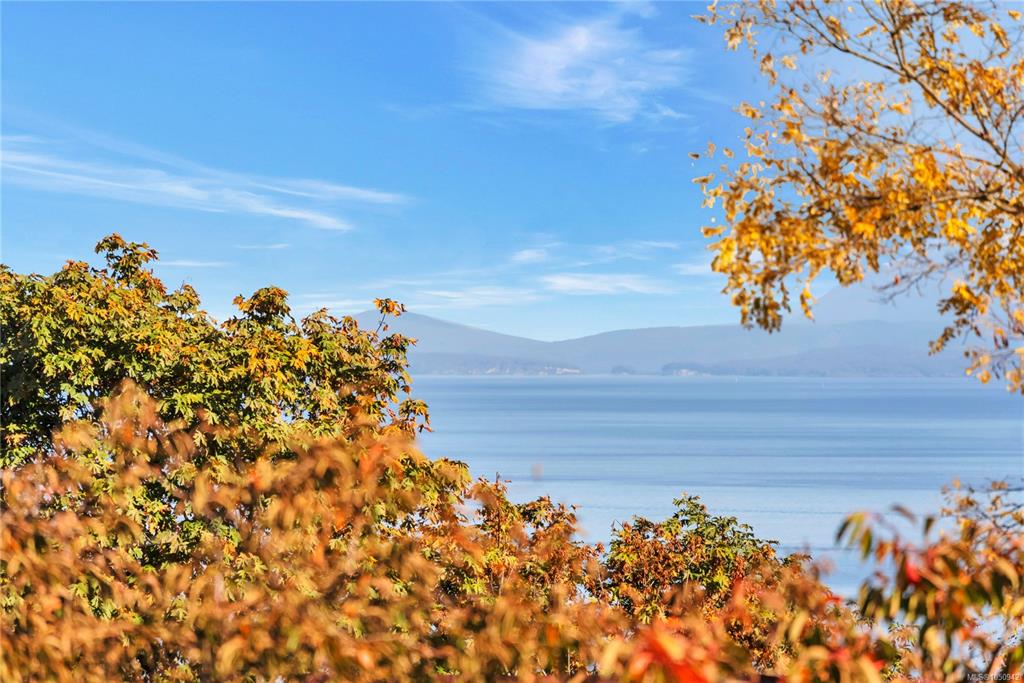 Fourth View of 5426 Jacobs Lane, Ocean View Terraces, Nanaimo, BC, V9T 0B8