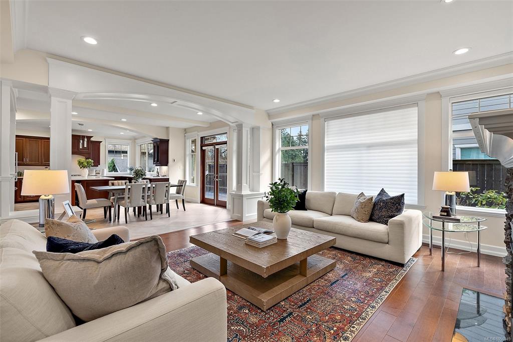 Fourth View of 4973 La Quinta Pl, Saanich, BC, V8Y 3G9