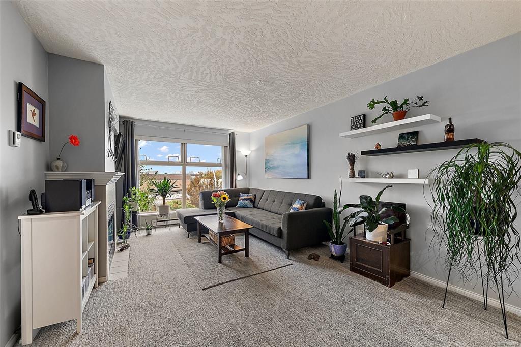 Fourth View of 535 Manchester Rd, Victoria, BC, V8T 5J1