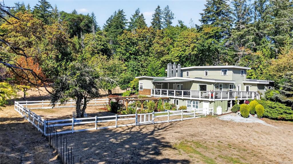 Third View of 5209 Old West Saanich Rd, Saanich, BC, V8X 3X1