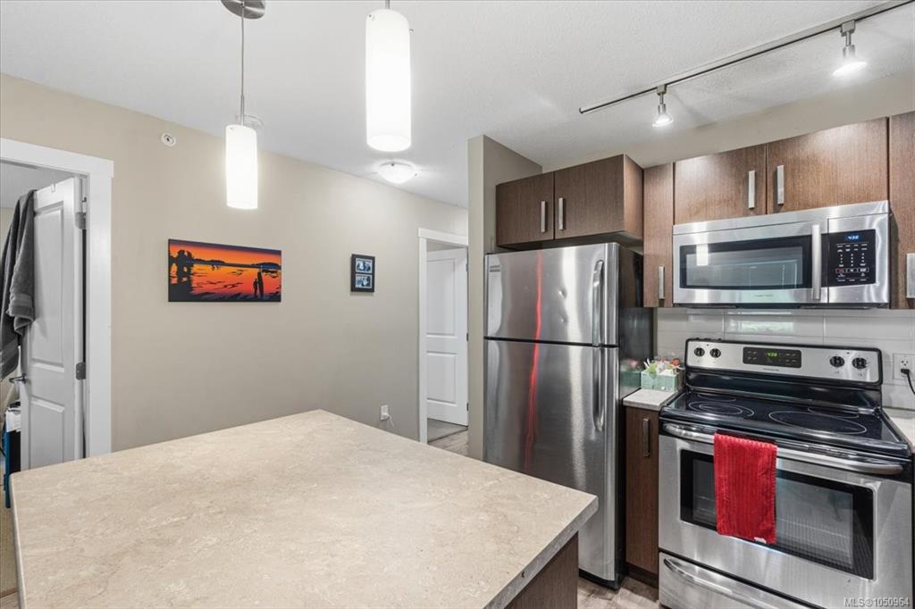 Fifth View of 1600 Caspers Way, Nanaimo, BC, V9S 1K1