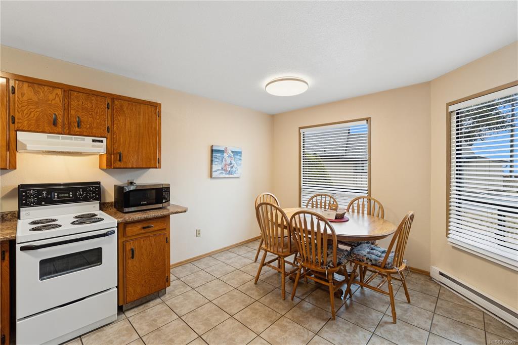 Fourth View of 1051 Resort Dr, Beach Acres Resort, Parksville, BC, V9P 2E4