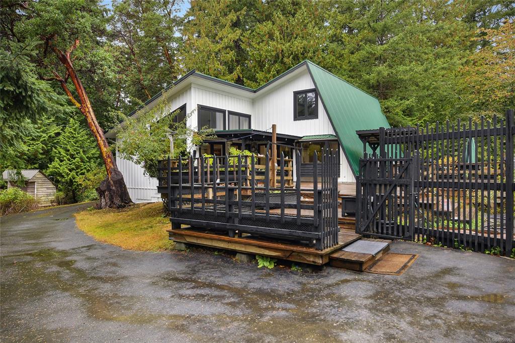 505 Bayview Dr, 1050982, BC,