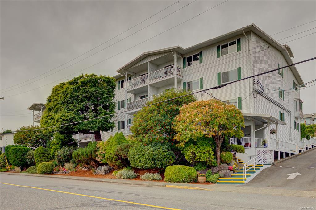 9942 Daniel St, 1050984, BC,