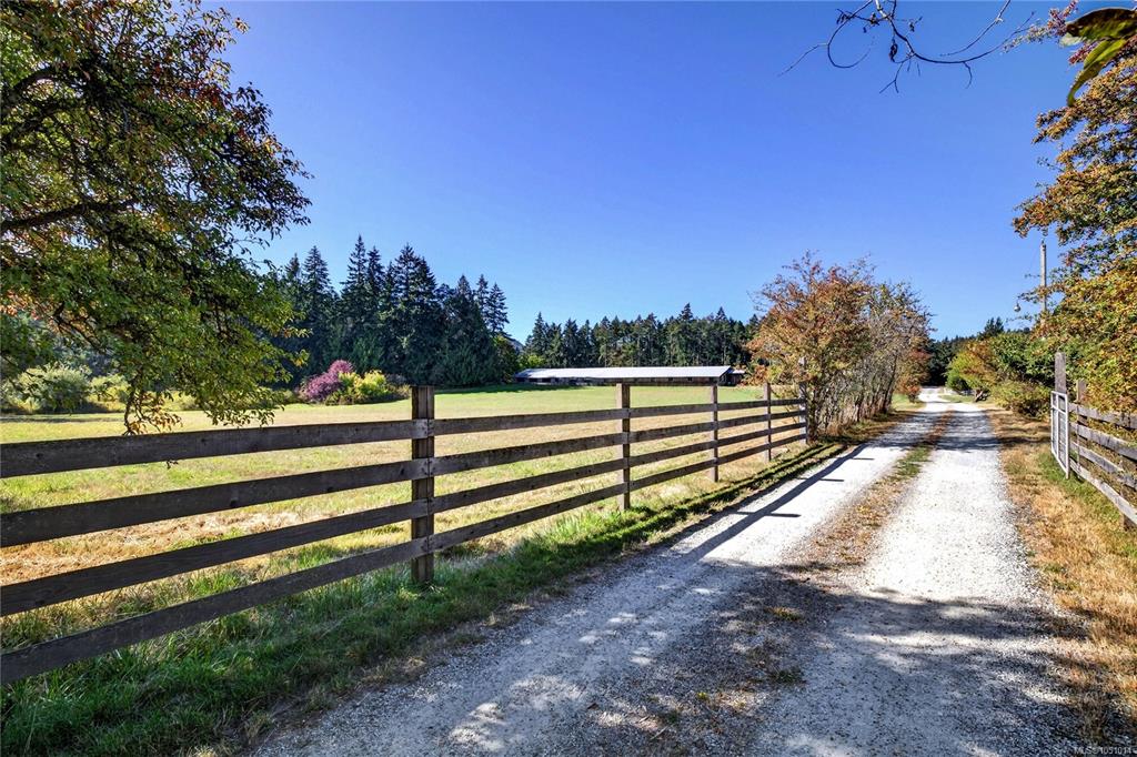 Fourth View of 800 Lower Ganges Rd, Salt Spring, BC, V8K 2N5