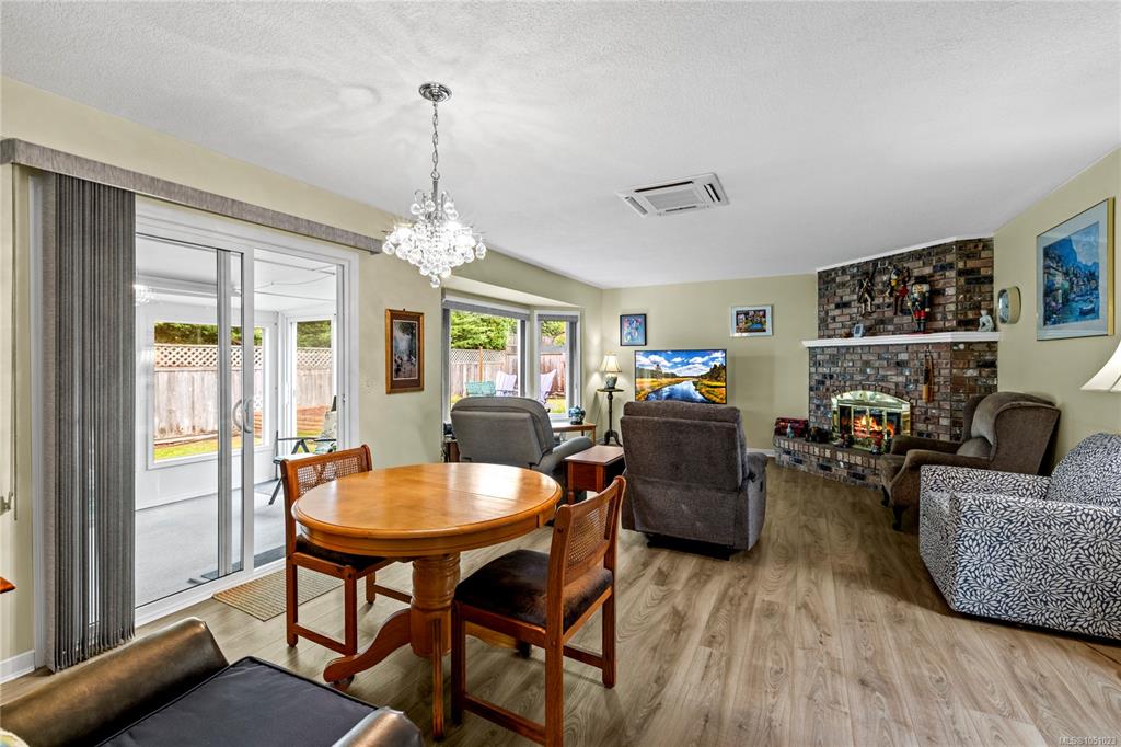 Fifth View of 834 Redonda Pl, Qualicum Beach, BC, V9K 1R4