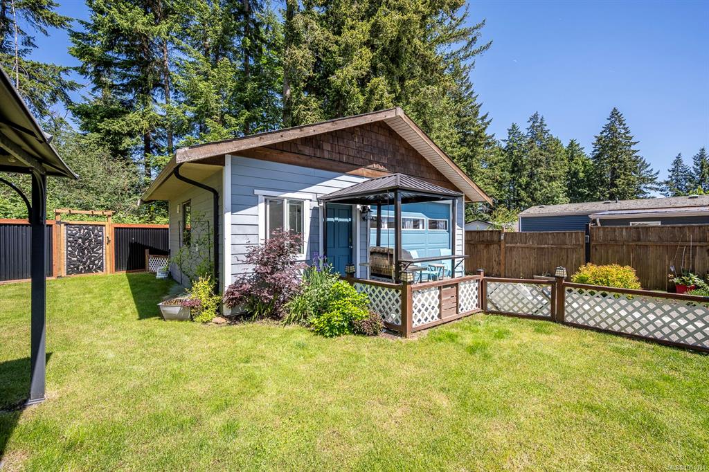Third View of 2102 Stadacona Dr, Comox, BC, V9M 3P7