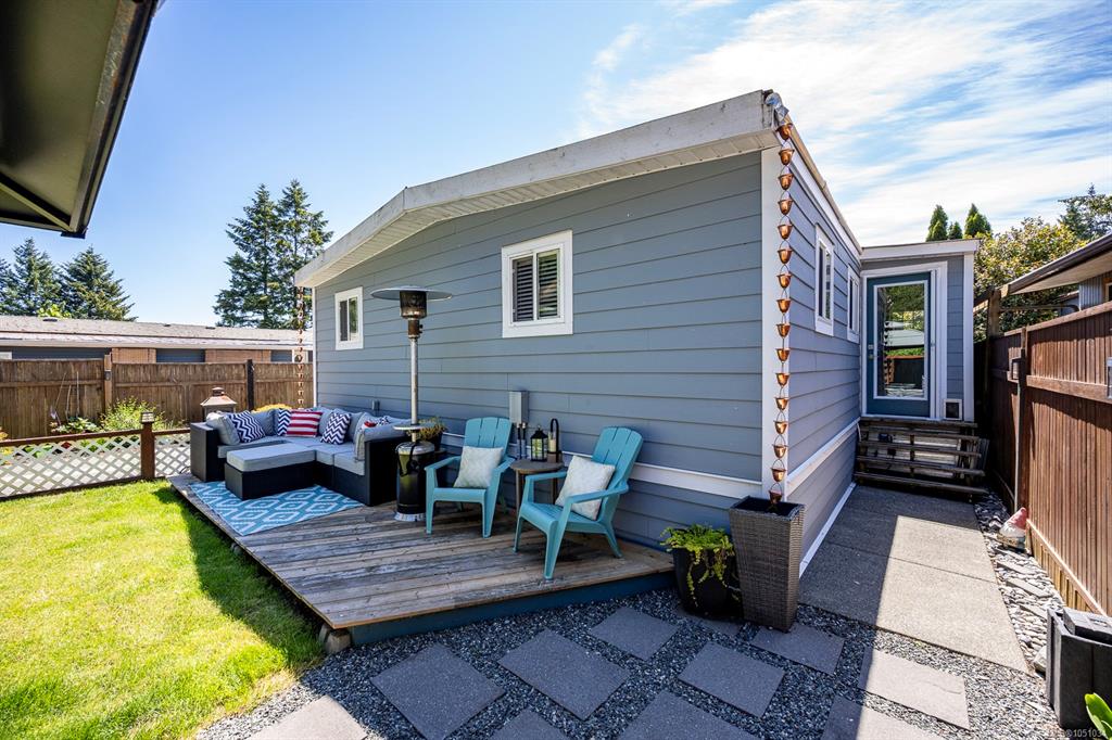 Fourth View of 2102 Stadacona Dr, Comox, BC, V9M 3P7