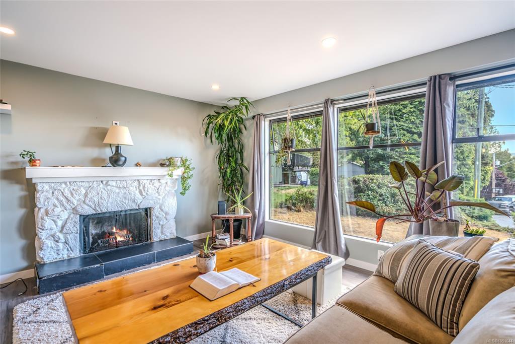 Fifth View of 3809 Morris Pl, Nanaimo, BC, V9T 3W2