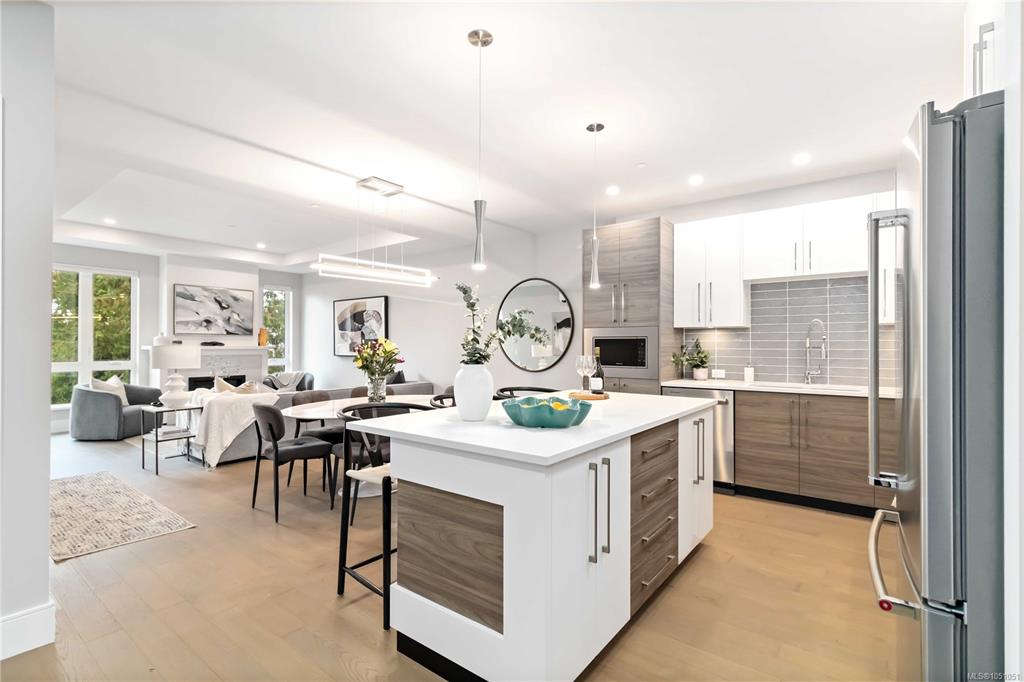 Fifth View of 990 Doumac Ave, The Tides at Cordova Bay, Saanich, BC, V8Y 1M4