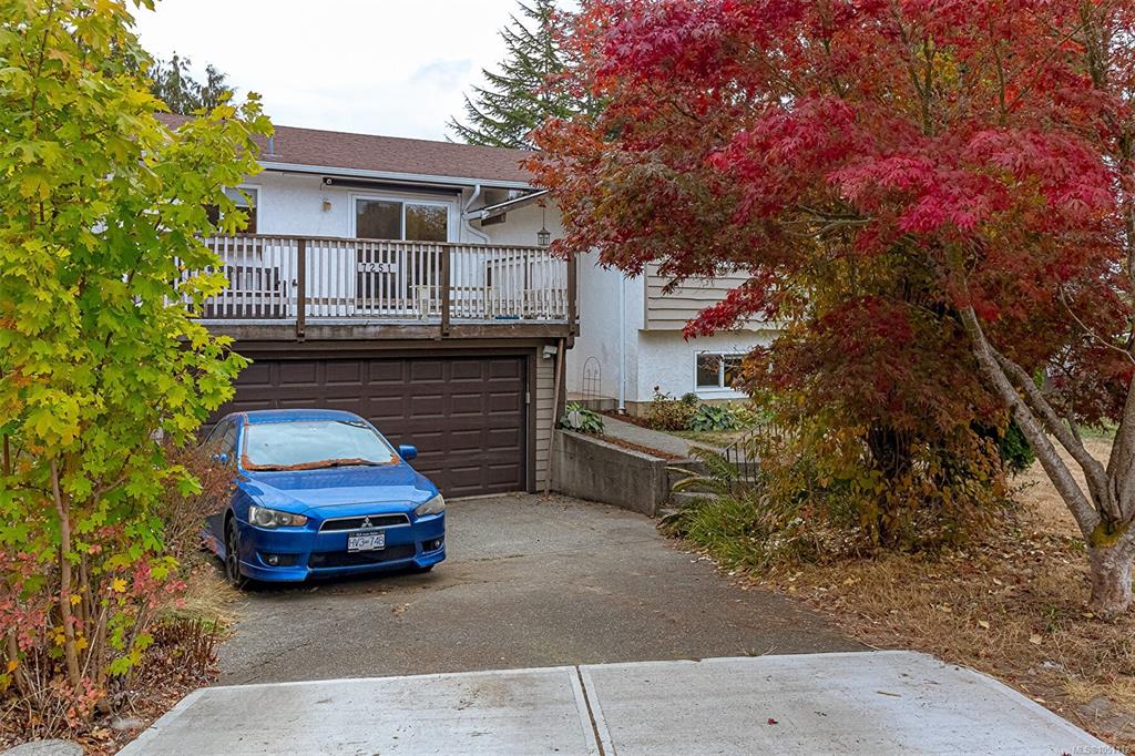 Fifth View of 7251 Enid Pl, Central Saanich, BC, V8M 1H3