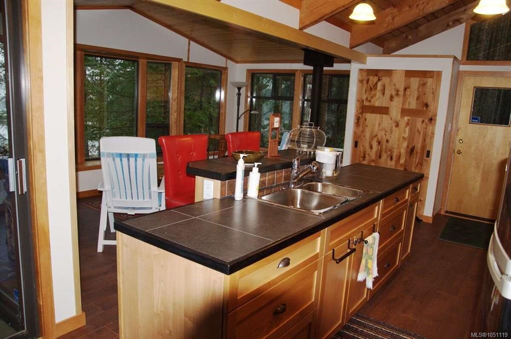 Fifth View of 304 Long Island Lane, Decourcy Island, BC, V0R 1X7