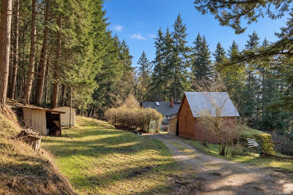 Third View of 1183 Hillgrove Rd, North Saanich, BC, V8L 5R8