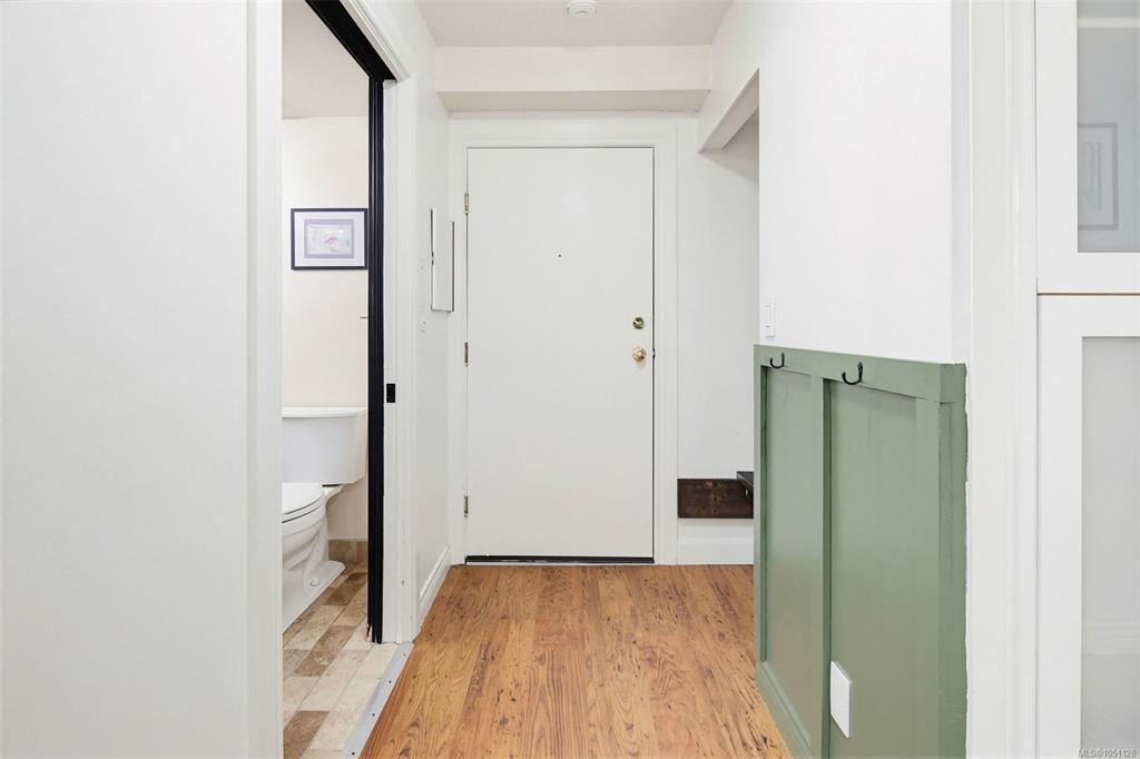 Fourth View of 2520 Wark St, Victoria, BC, V8T 5G6