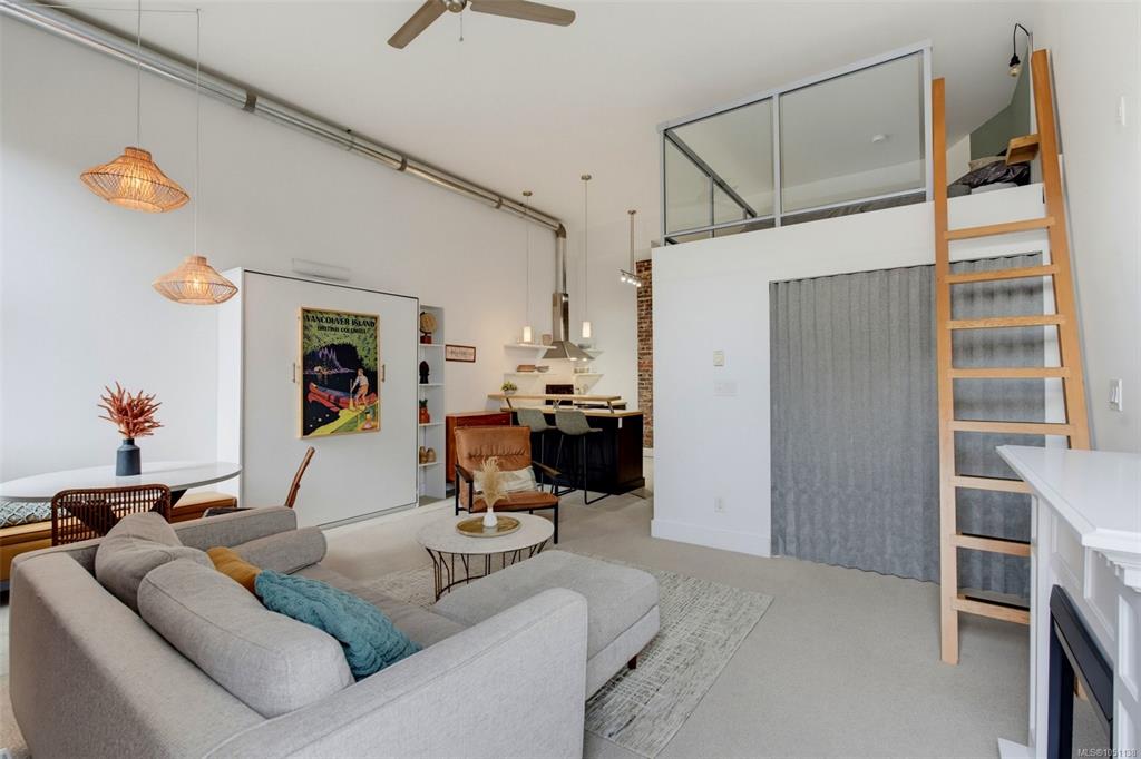 Fifth View of 562 Yates St, Oriental, Victoria, BC, V8W 1K8