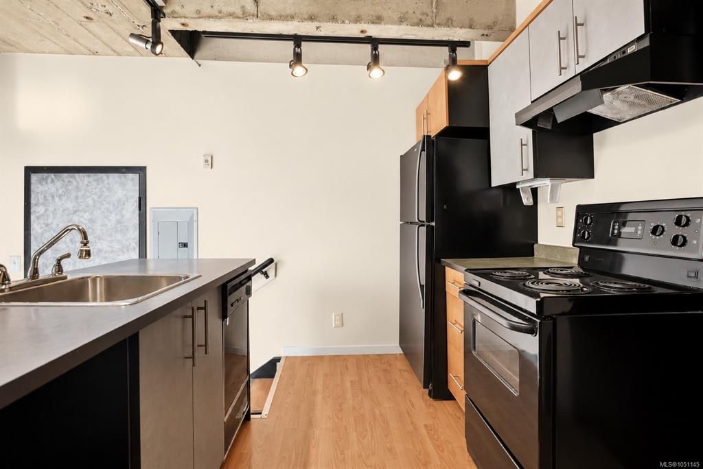 Fifth View of 1061 Fort St, Mosaic, Victoria, BC, V8V 5A1