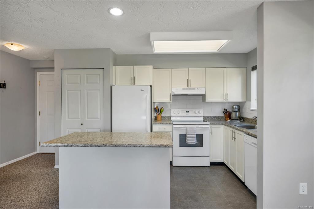 Fifth View of 155 Erickson Rd, South Point Estates, Campbell River, BC, V9W 1S6