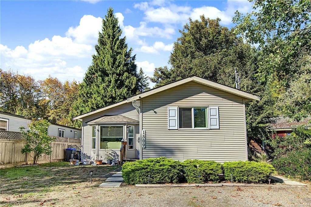 1509 Mason Trail, 1051156, BC,