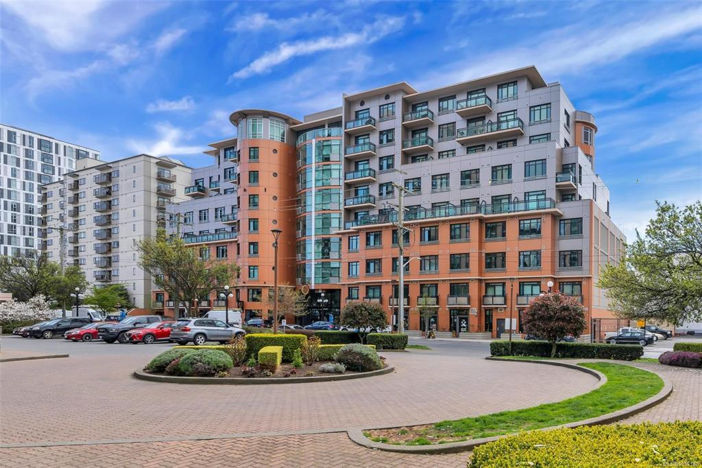 1029 View St, 1051188, BC,