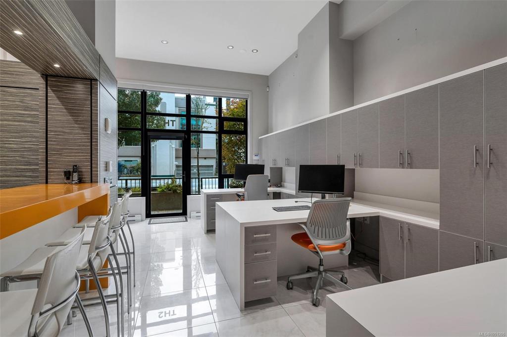 Fifth View of 834 Johnson St, Victoria, BC, V8W 1N3