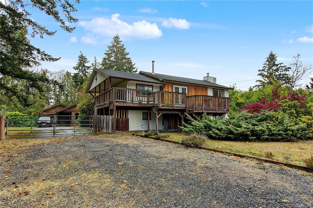Third View of 3505 Harris Cres, Qualicum Beach, BC, V9K 1W1