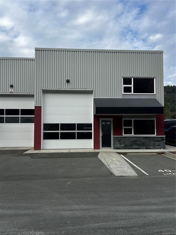 Fifth View of 700 Shawnigan Lake Rd, Malahat, BC, V0R 2L0