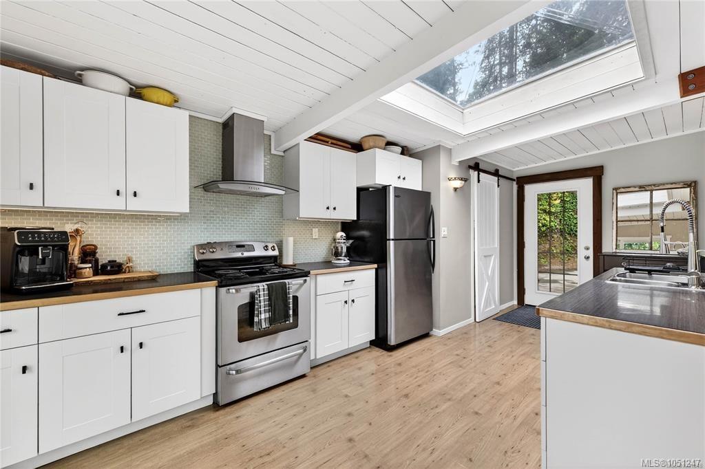Fifth View of 1465 North End Rd, Salt Spring, BC, V8K 1M5