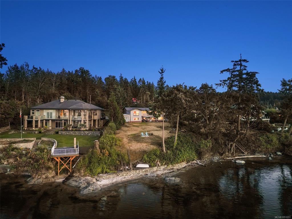 Fifth View of 9760 Glynnwood Park Rd, North Saanich, BC, V8L 5H4