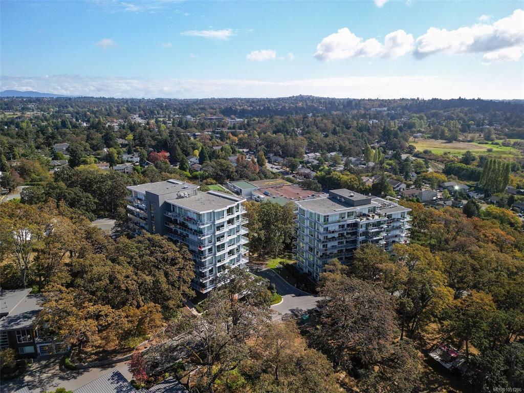 Fourth View of 4011 Rainbow Hill Lane, Saanich, BC, V8X 0B6
